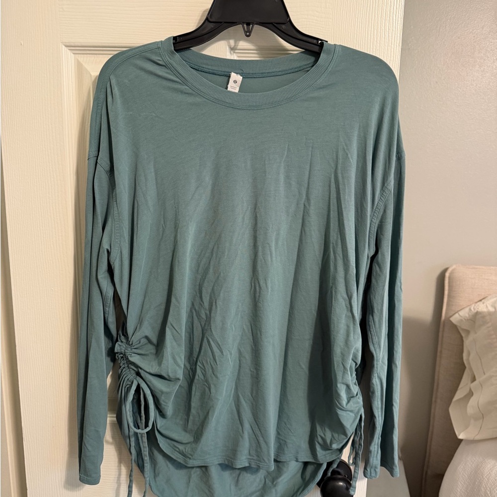 lululemon athletica Long Sleeve Side-Ruched Top in Teal Green